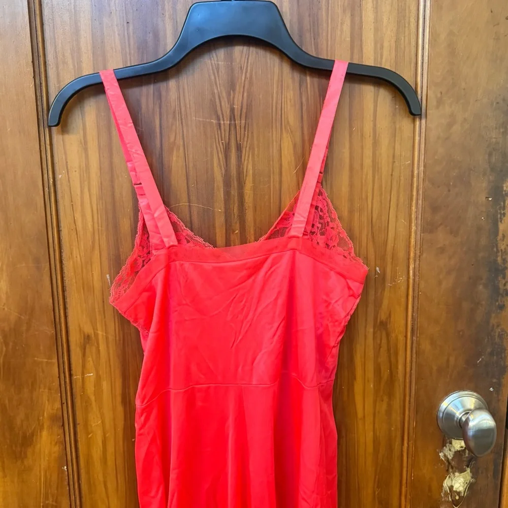 Vintage Red Lace Full Slip Chamise w/ Chiffon and Lace Trim adj straps (M) - Picture 4 of 10